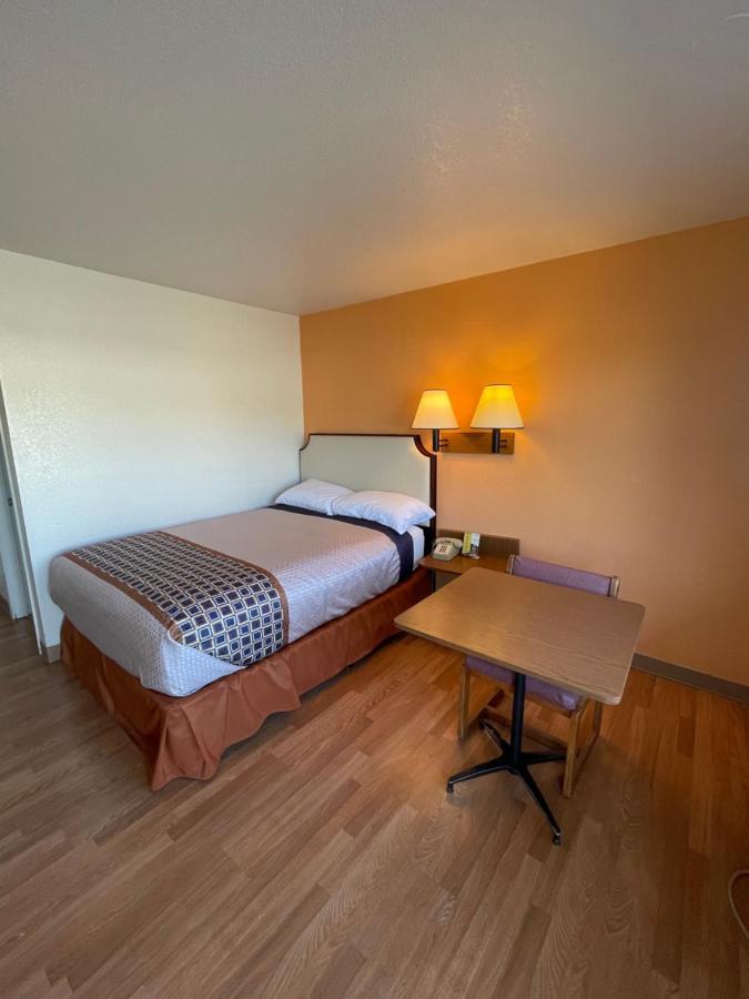 Econo Lodge Yakima Exteriér fotografie