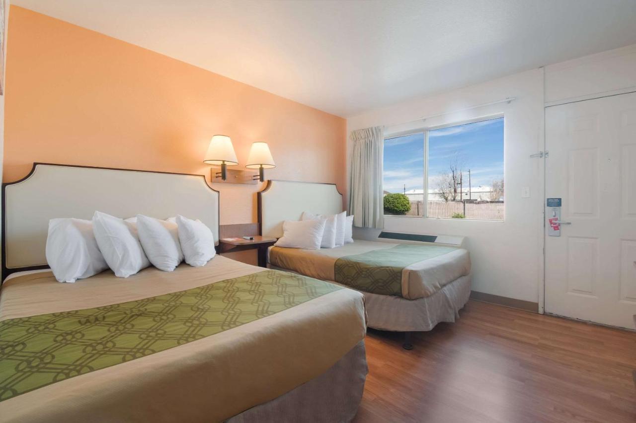 Econo Lodge Yakima Exteriér fotografie